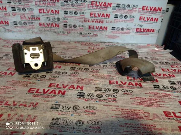 4F0857807G | Audi A6 Arka Orta Emniyet Kemeri VAG
