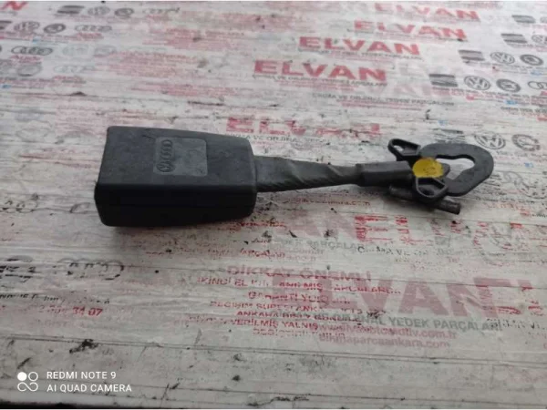 4L0857755E | Audi Q7 Emniyet Kemeri Tokası VAG