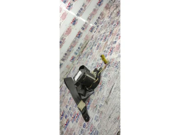 2K5857806B | VW Caddy Ön Sağ Emniyet Kemeri VAG