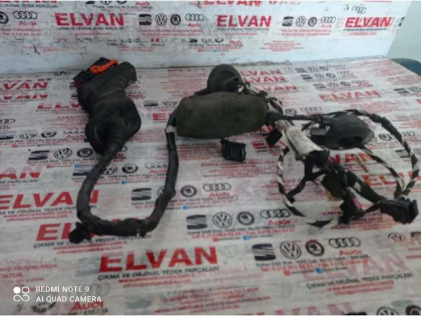 2H3971121 | Sol Ön Kapı Tesisatı VAG