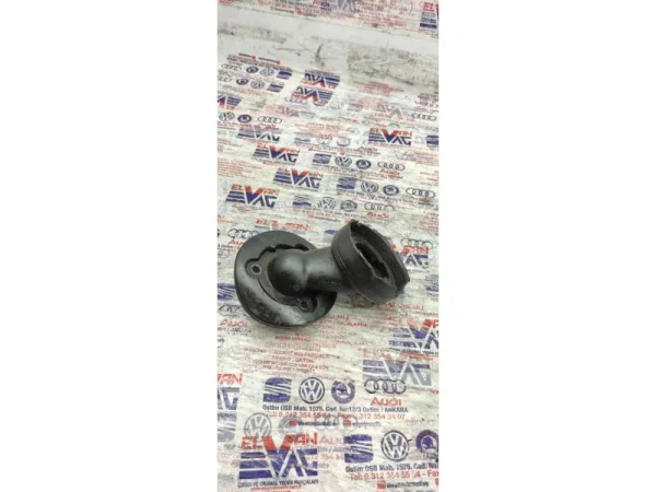 070115308F | VW Touareg Yağ Dolum Borusu VAG