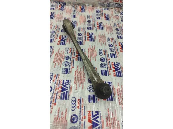 8K0407515 | Ön Üst Salıncak Burcu | Audi A4, A5, Q5 VAG