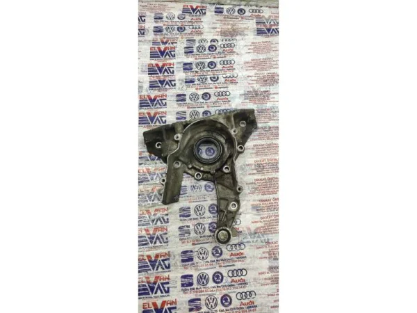 06D103153 | Krank Keçe Kapağı | VW Golf, Passat, Touran VAG