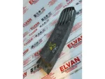 3B0853677A | VW Passat Alt Ön Tampon Izgarası - 2