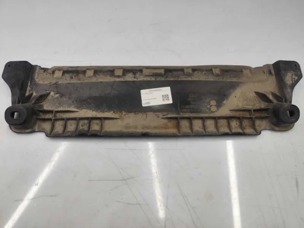 8V5825230 | Audi A3 Alt Motor Muhafaza Sacı VAG