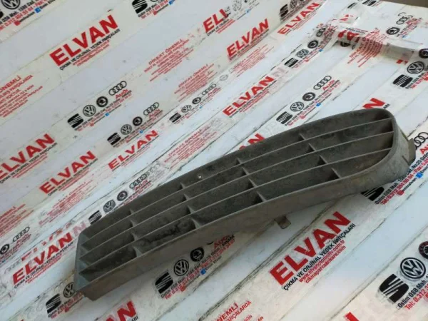 4A0807345J | Audi A6 Ön Tampon Sol Sis Izgara Kapağı VAG
