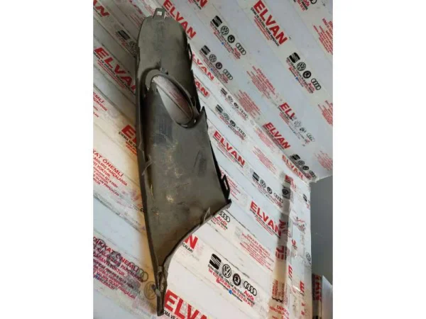 1T0853665F | VW Touran Sol Sis Farı Çerçevesi VAG