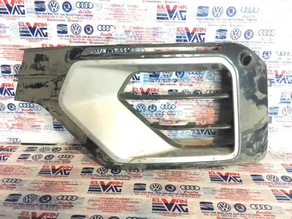 81A807682G | Sağ Ön Sis Farı Çerçevesi VAG