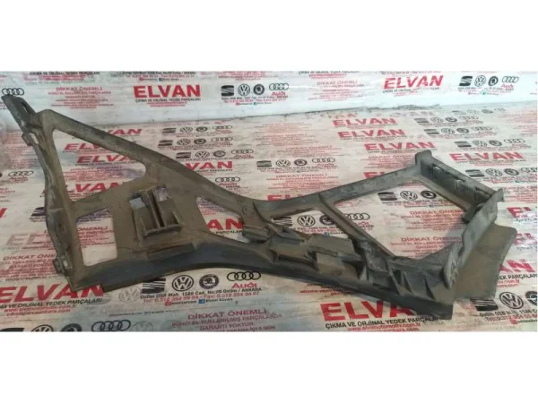 5M0807740 | VW Golf Arka Sağ Tampon Braketi VAG