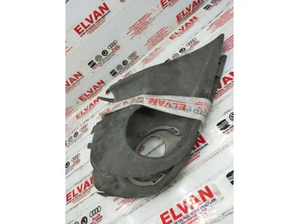 7L6853663H | VW Touareg Sol Sis Far Izgarası VAG