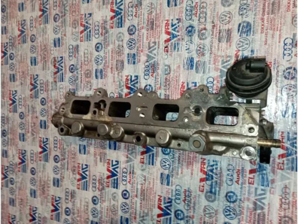 03C133204P | Audi A3 Enjektör Kütüğü VAG