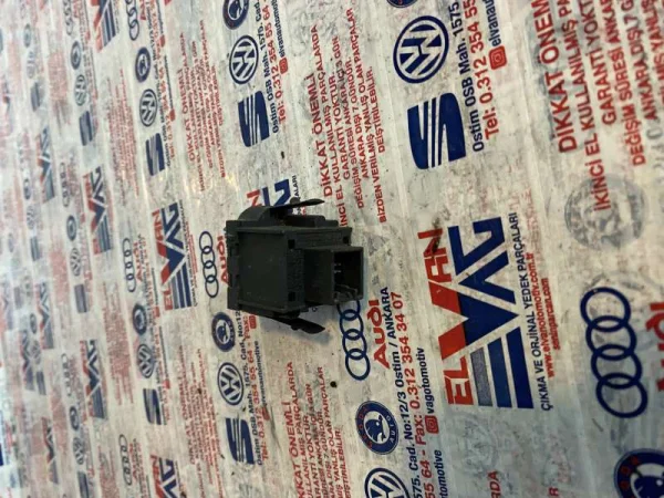 1Q0941333A | VW Eos Far Yükseklik Ayar Düğmesi VAG