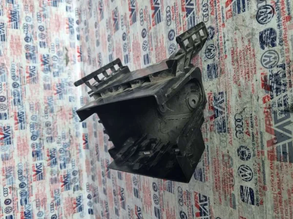 5C0907361 | Sigorta Kutusu Alt Kapağı | VW Jetta, Passat VAG