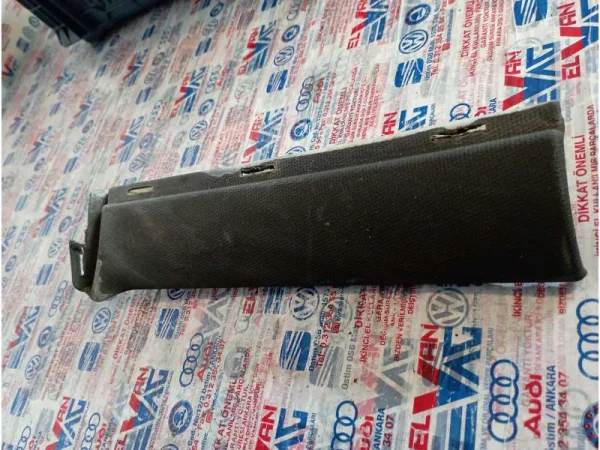 8P3867295 | Audi A3 Arka C Sütun Kaplaması VAG