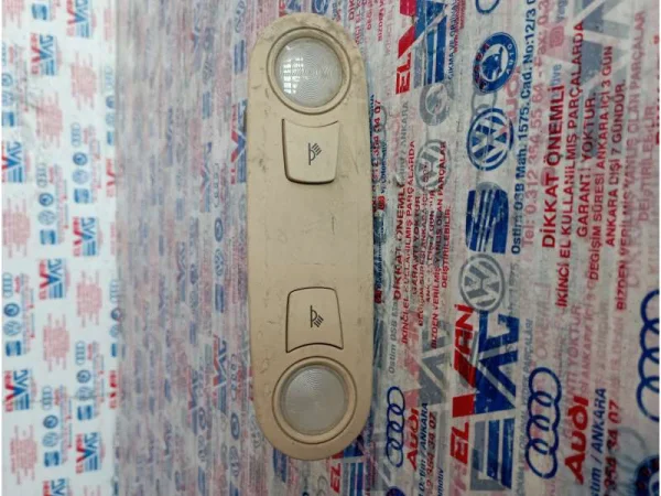 8T0947111BL | Arka Tavan Lambası VAG