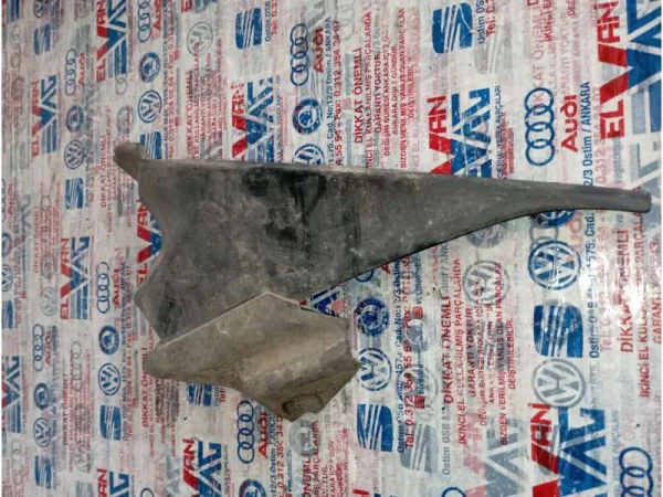 8P3837176J | Audi A3 İç Dikiz Aynası Kapak Çıtası VAG