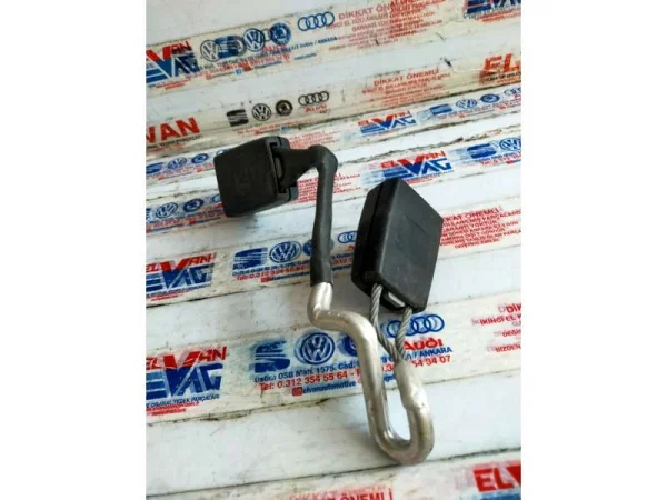 8P0857739C | Arka Emniyet Kemeri Kilidi | Audi A3, RS 3 VAG