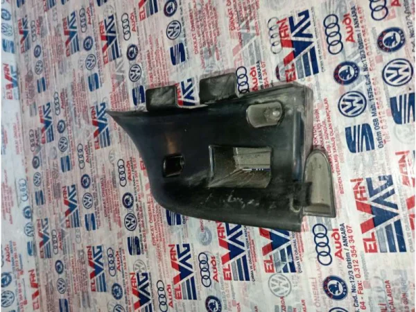 8P3857792 | Audi A3 Emniyet Kemeri Kılavuzu VAG