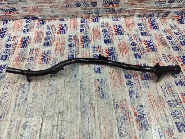 04L103634 | Yağ Ölçüm Çubuğu Borusu | VW CC, Golf - Audi A3, A4 - Seat Alhambra, Ateca VAG