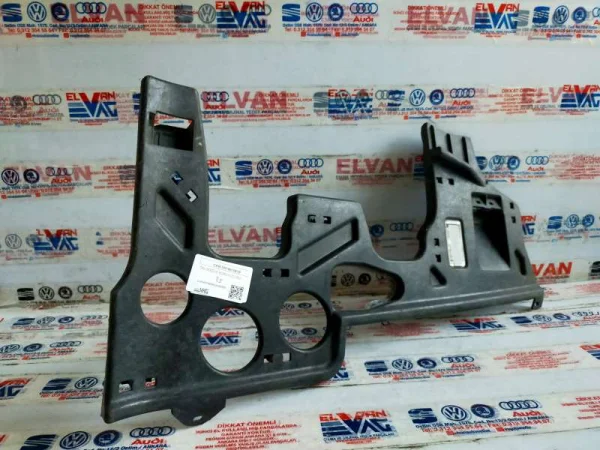 5M1863081B | VW Golf Ön Panel Örtüsü Siyah VAG