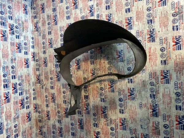 1P1857244 | Gösterge Paneli Çerçevesi VAG