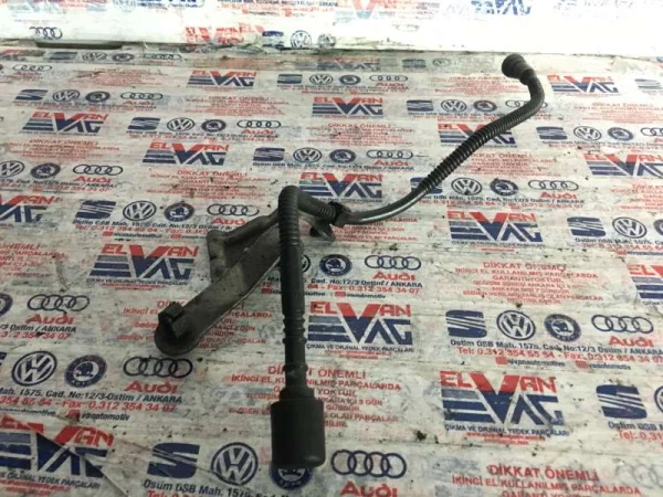 02E301472D | Şanzıman Havalandırma Hortumu | VW Caddy, CC, Eos, Golf - Seat Altea, Leon VAG