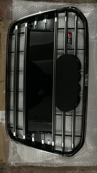 4G0853651QT94 | Audi A6 Ön Tampon Panjuru