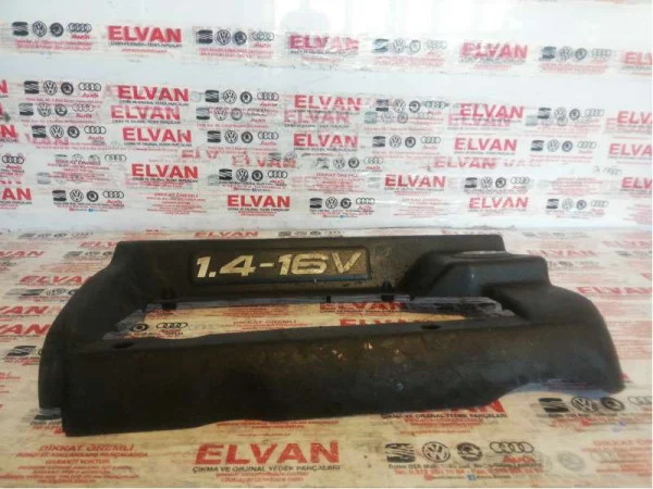 036103925AB | Motor Üst Kapağı VAG