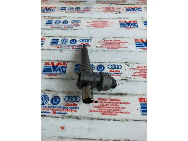 038130080BX | Enjektör | VW Caddy, Golf VAG