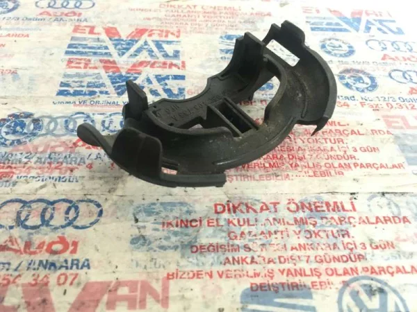 03C103733A | Hortum Braketi | VW Bora, Golf - Seat Cordoba, Ibiza - Skoda Fabia, Octavia VAG