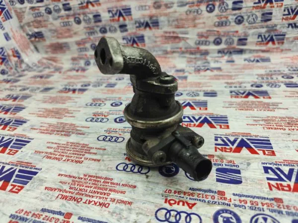 06E131166A | Audi A6 EGR Borusu VAG