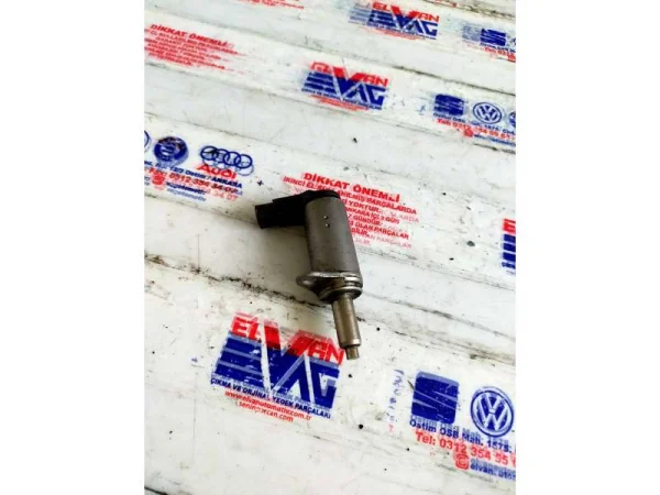 06H103697B | Eksantrik Mil Kumanda Valfi | Audi A4, A5, A6, A8, Q5 VAG