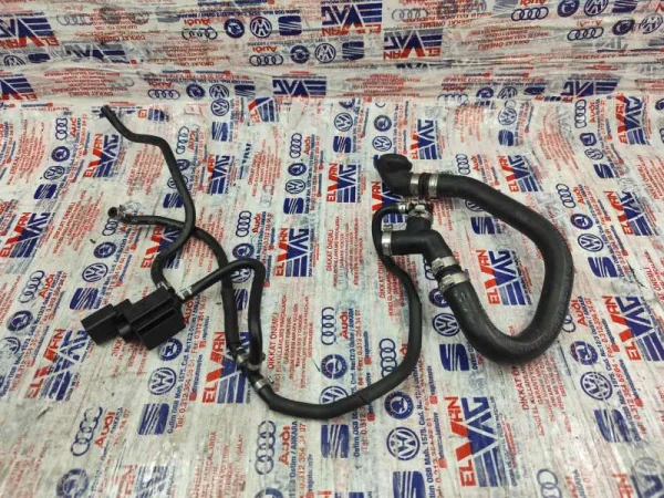 06H133241E | Vakum Hortumu | Audi A4, A5, Q5 VAG