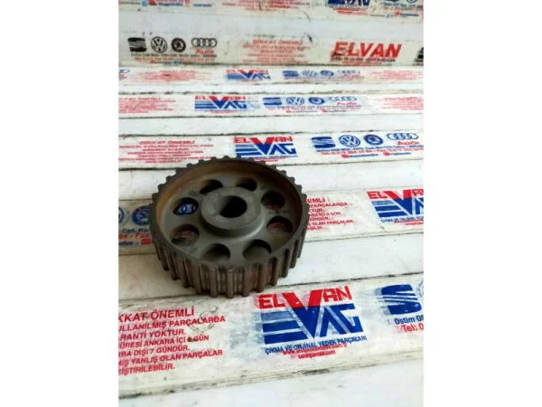 076130111 | VW Crafter Mazot Pompası Kasnağı VAG