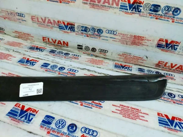 8R0853373D | Audi Q5 İç Kapı Eşiği Çıtası Seti VAG