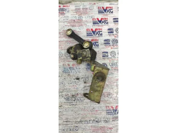 1J0711731A | Vites Seçici Çatalı VAG