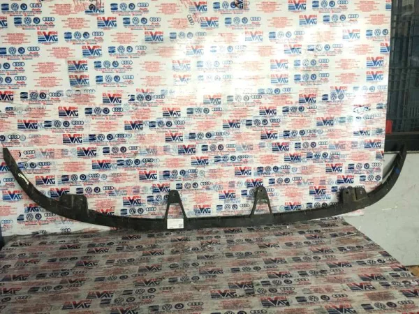 1K0805915 | VW Golf Ön Tampon Alt Spoileri VAG