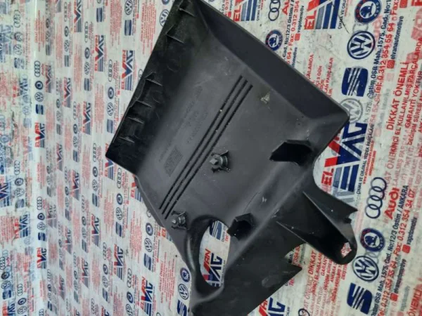 078103935AA | Sol Motor Üst Kapağı | Audi A4, A6 VAG