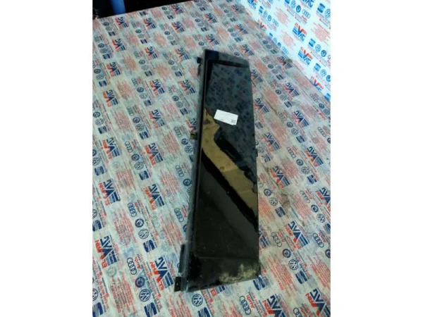8E0807285AA | Audi A4 Ön Plakalık VAG