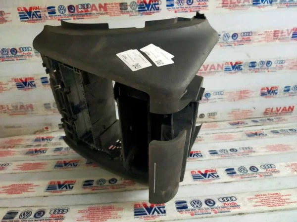 8L0857951C | Audi A3 Ön Küllük VAG