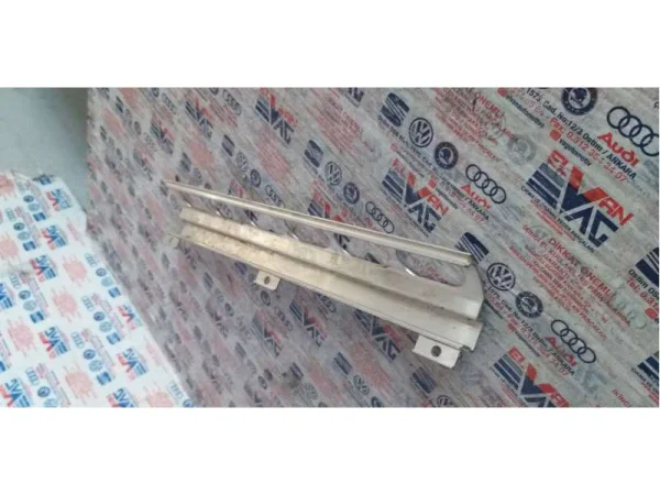 4D0863765A | Audi A8 Kablo Kanalı Kapağı VAG