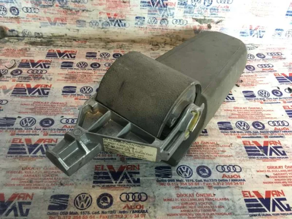 3B0864209R | Orta Konsol Kol Dayama | VW Bora, Golf, Jetta, New Beetle VAG