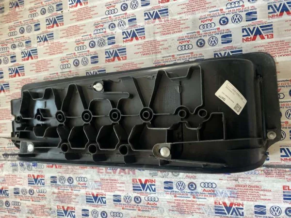 7H5863735D | VW Transporter Ayak Basamak Kaplaması VAG