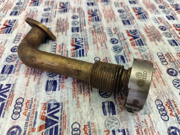 059131548C | EGR Boru Kelepçesi | VW Touareg - Audi A4, A5, A6, A7, A8 VAG