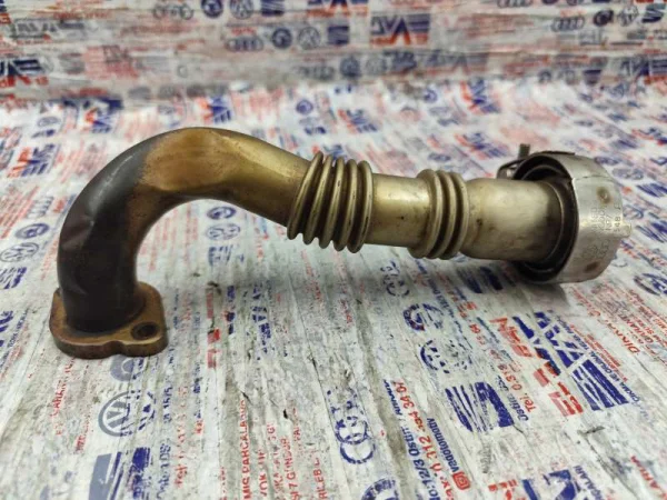 059131548C | EGR Boru Kelepçesi | VW Touareg - Audi A4, A5, A6, A7, A8 VAG