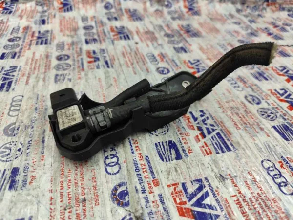 059971362B | Basınç Sensör Braketi | Audi A4, A5, A6, A7, A8, Q5 VAG