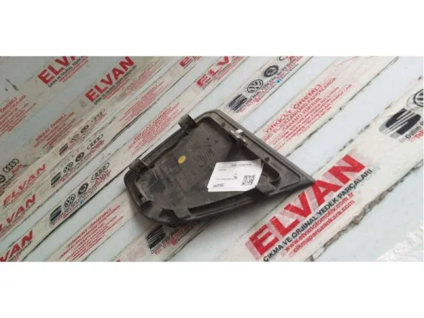 1P0867656 | Bagaj Kapağı İç Trim Paneli VAG