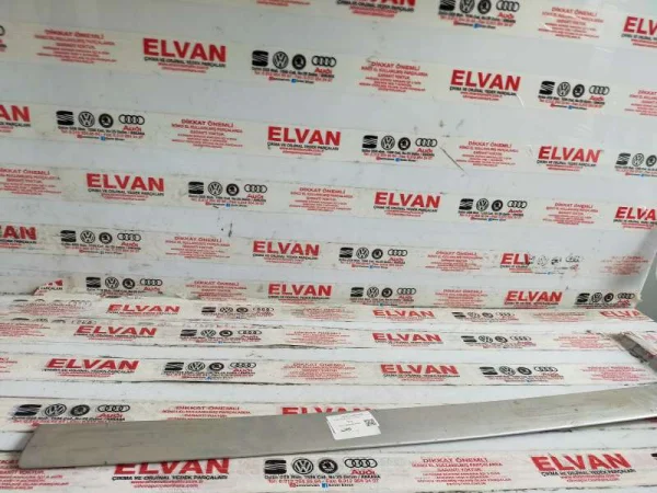 1T0853515B | VW Touran Ön Sol Kapı Çıtası VAG