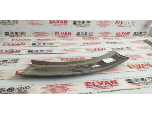 2K5805583 | VW Caddy Sol Ön Çamurluk Dodiği VAG