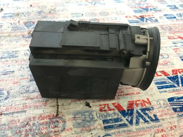 3C0905843 | Kontak Yuvası VAG
